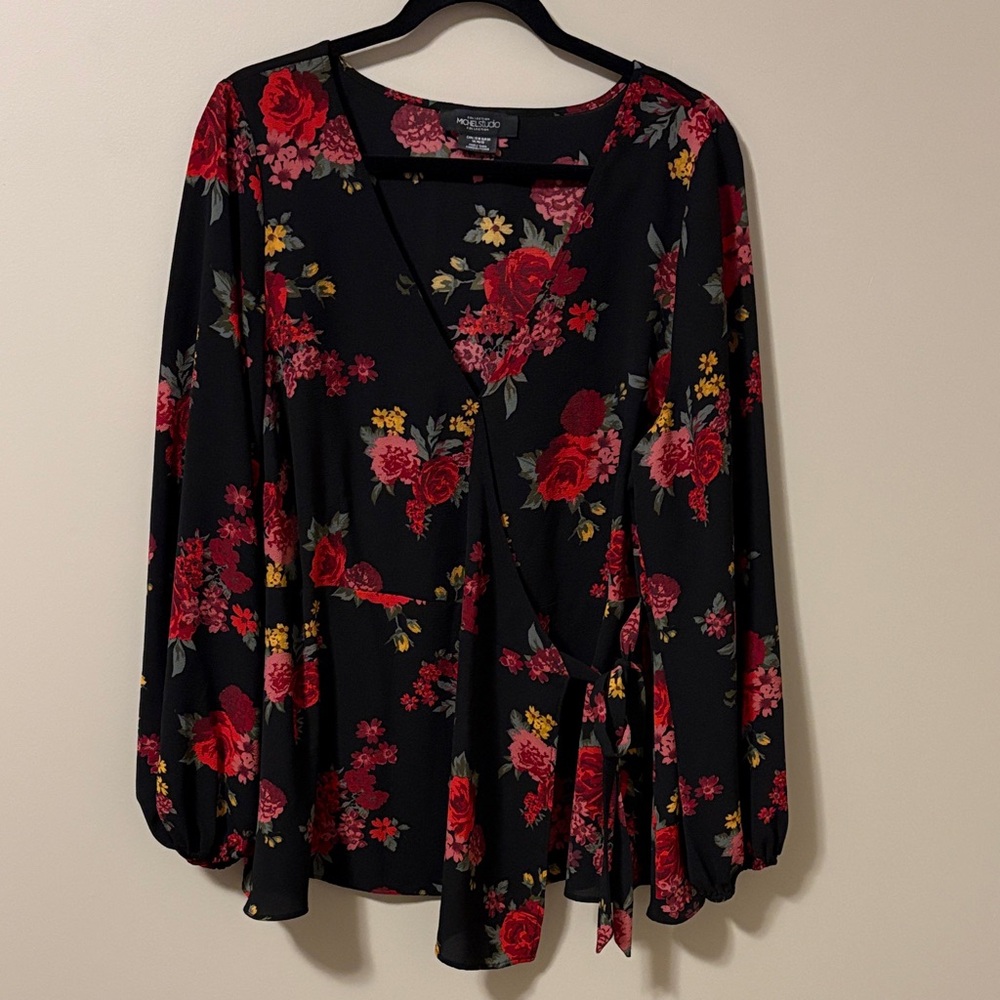 Michel Studio Black Floral Blouse